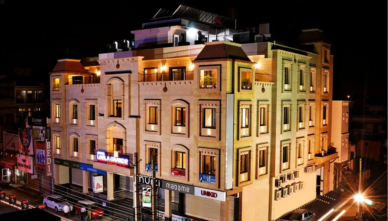Hotel Leela Grande